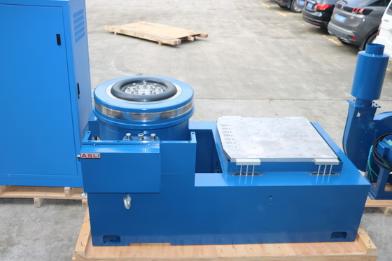 RTCA DO-160F ve IEC/EN/AS'li Dikey ve Yatay Titreşimli Çalkalayıcı Tablası