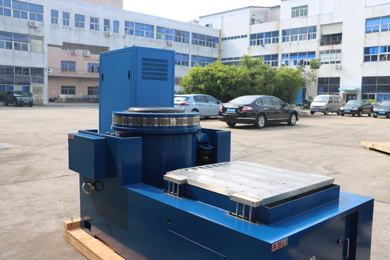 MIL-STD DIN ISTA ile 1000kg.f Elektromanyetik Titreşimli Çalkalayıcı