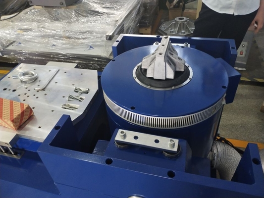 1500x1500mm Max Tablo Boyutu ile 100mm Max Armatür Yer Değiştirme Elektrodinamik Titreşim Sistemi
