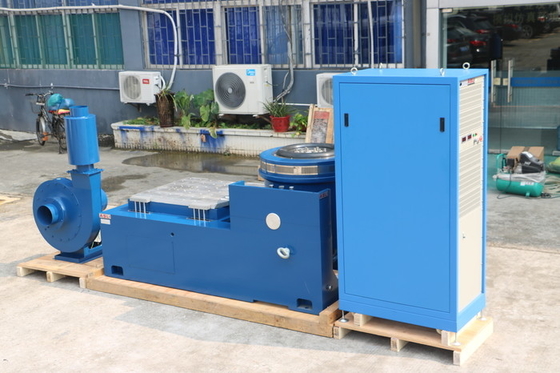 Endüstriyel Test ve Araştırma Amaçlı Vibrasyon Çalkalayıcı Masası