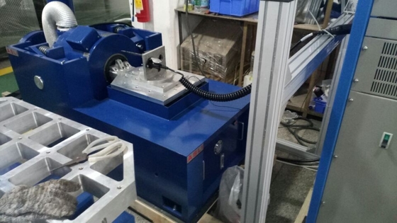 AC380V 1.8m / S Elektromanyetik Çalkalayıcı Laboratuvar Ekipman Testi