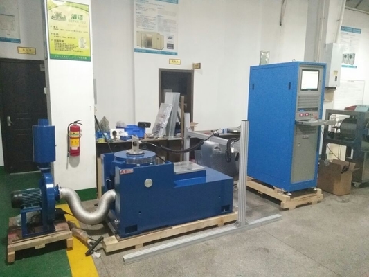 PCB Kartı 3000kg.F 2.0m/S Titreşim Tablosu Test Cihazları Laboratuvar Test Cihazı