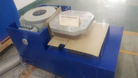 UN38.3 Standardı ile XYZ Ekseni Rastgele Elektrodinamik Titreşim Test Cihazı