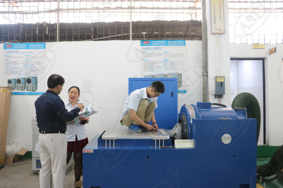 IEC 62133 Hava Soğutma Titreşim Test Sistemi Pil Paketi Testi için Dinamik Çalkalayıcı Tablosu