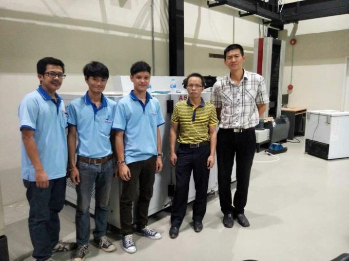 Çevresel Sıcaklık Nem Test Odasında Yürüme 9